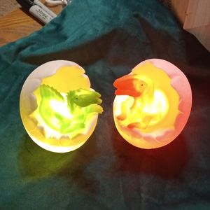3D Explore A New World Dinosaur Egg Night Light. Available in Orange Or Green